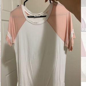 White & pink short sleeve